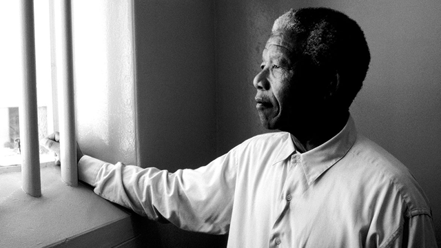 Nelson Mandela – Berjuang Melawan Politik Rasis Apartheid