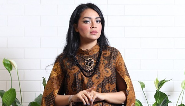 Jessica Febiani – Dari Hobi Desain saat SMP Jadi Belasan Butik