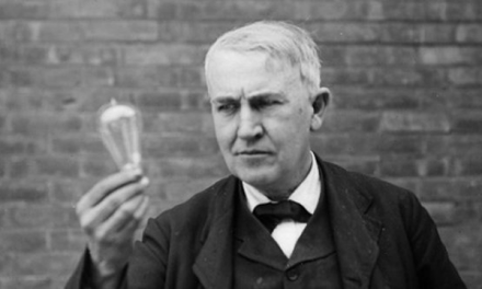 Thomas Alva Edison – Penemu Lampu