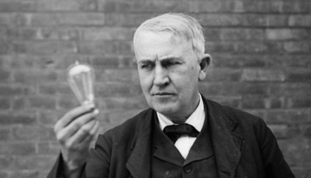 Thomas Alva Edison – Penemu Lampu