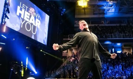 Anthony Robbins – Motivator Termahal di Dunia