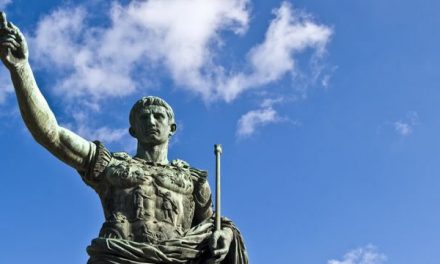 Augustus Caesar – Kaisar Romawi Pertama