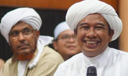 Guru Zuhdi (Guru Ahmad Zuhdiannoor) – Ulama Kharismatik Kalimantan Selatan dengan Tradisi Ngaji Duduk